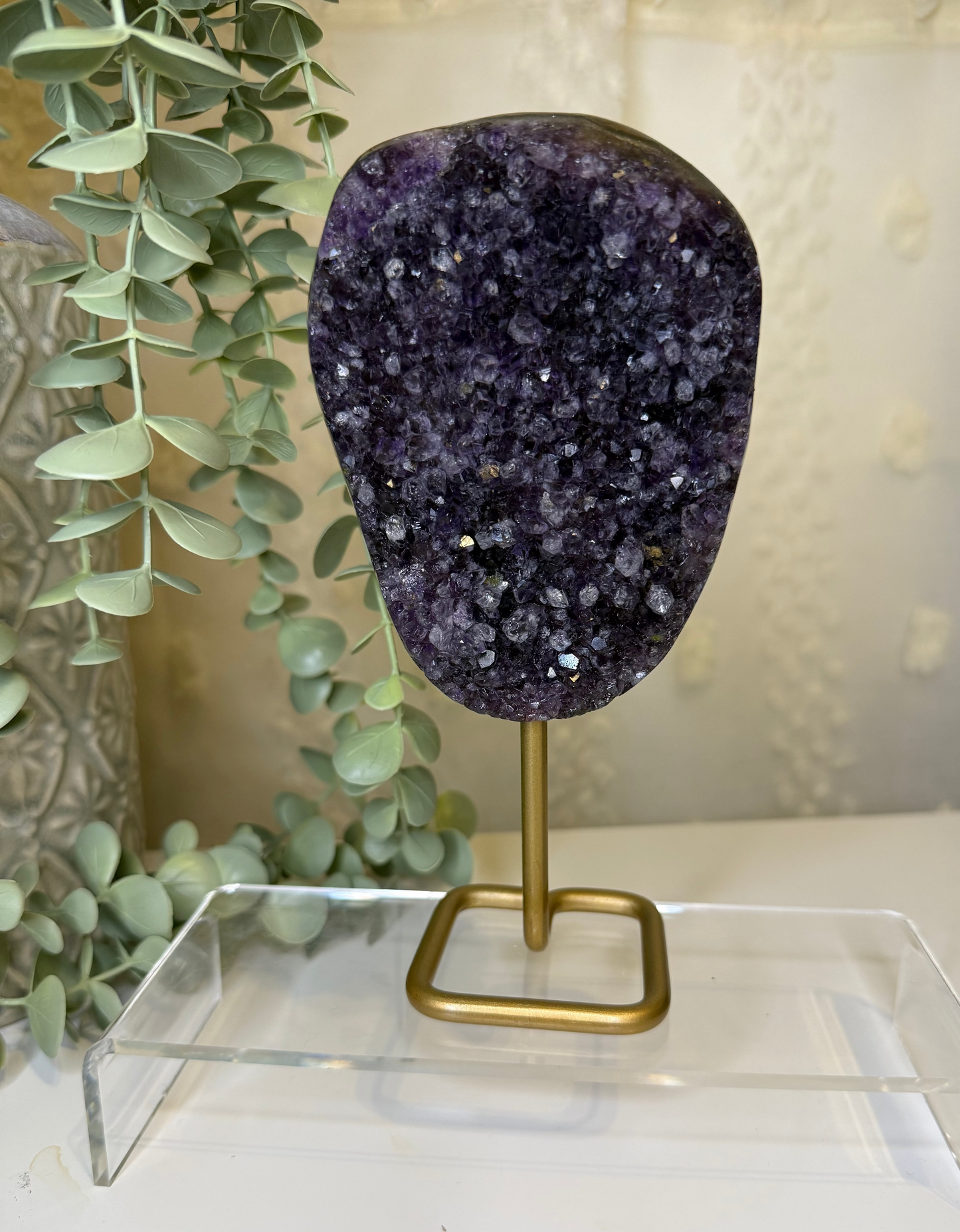 Amethyst cluster on stand (2)